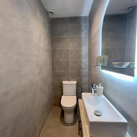 Live The Local Life , Old Town コス・タウン